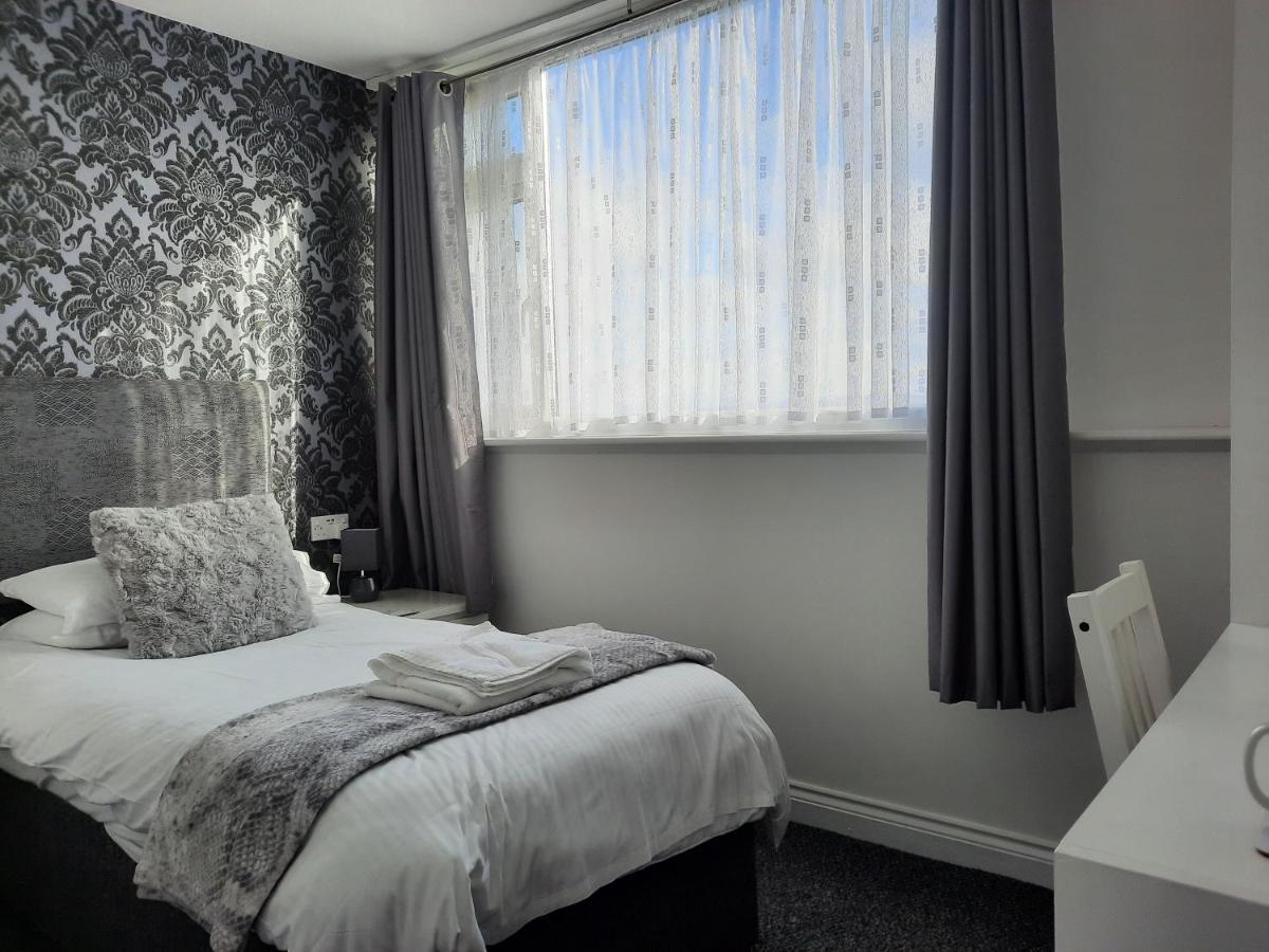 Balmoral Hotel Morecambe Eksteriør billede